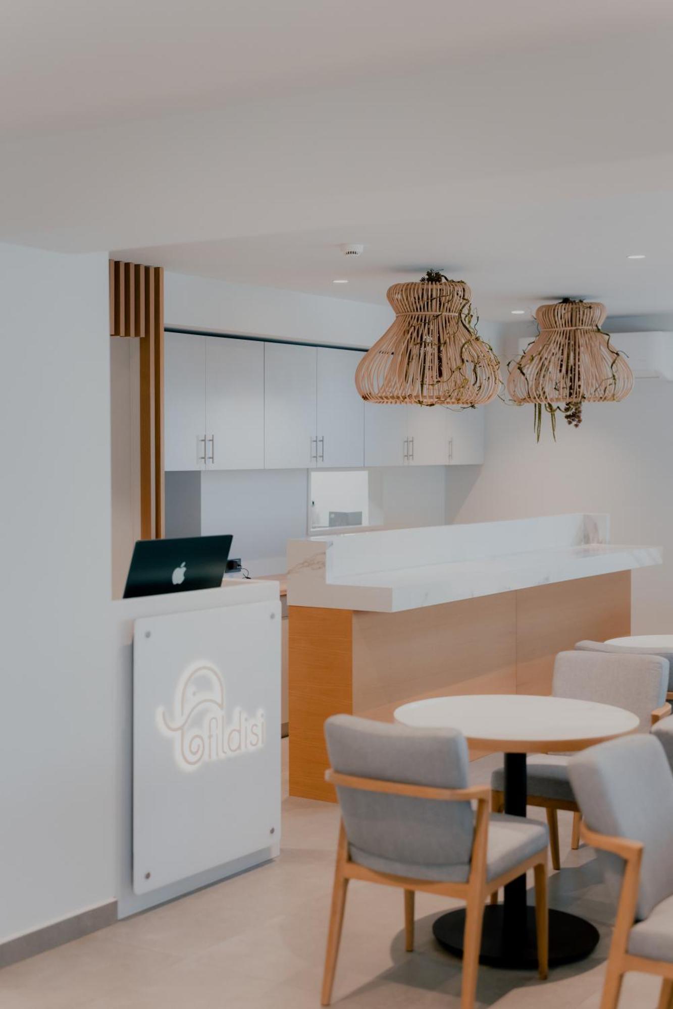 נאפפליו Fildisi Luxury Suites מראה חיצוני תמונה